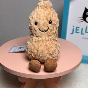 Jellycat Amuseable Peanut / BNWT
